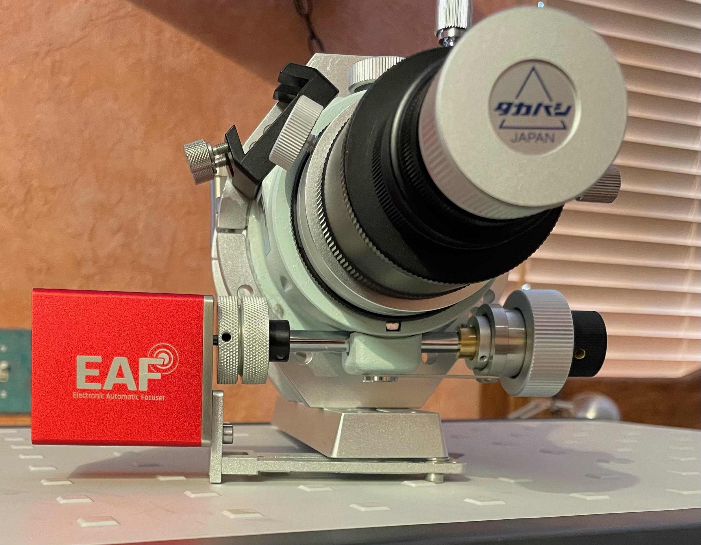 Autofocus clutch / manual release - Image 2